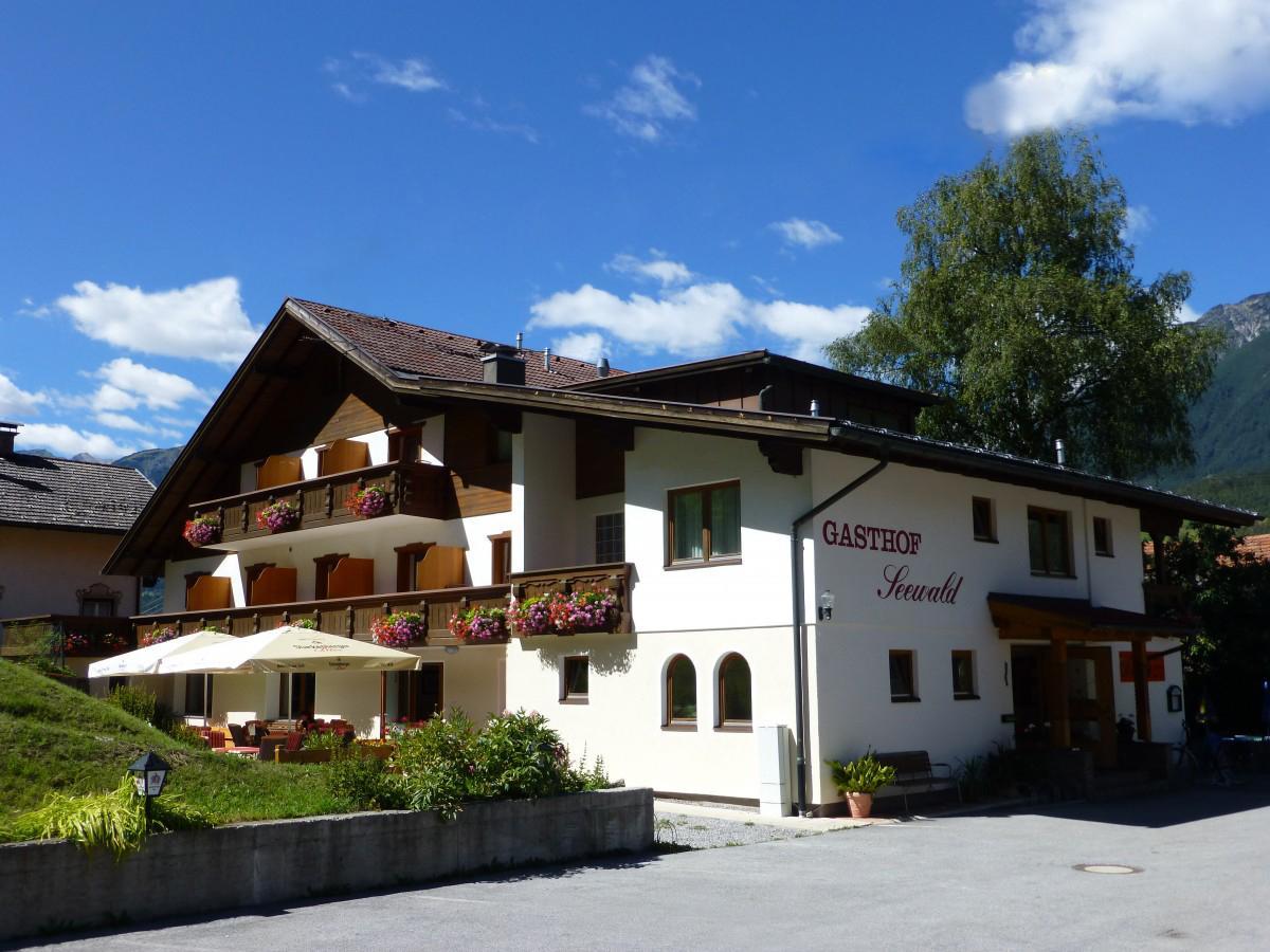 Gasthof Seewald Tarrenz Exterior foto